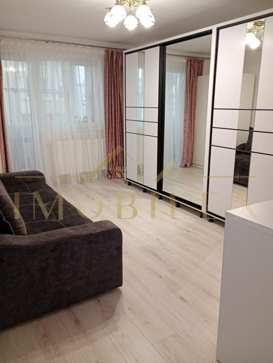 Apartament 3 camere, modern, zona Vidraru