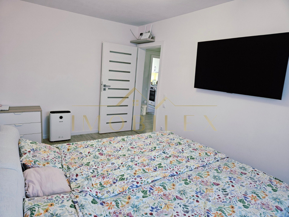 Apartament decomandat ,3 camere, 77mp, boxă, zona Manastur