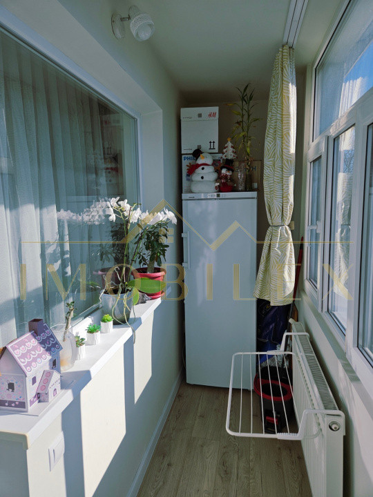 Apartament decomandat ,3 camere, 77mp, boxă, zona Manastur