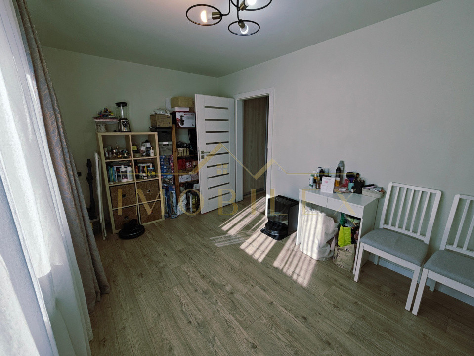 Apartament decomandat ,3 camere, 77mp, boxă, zona Manastur