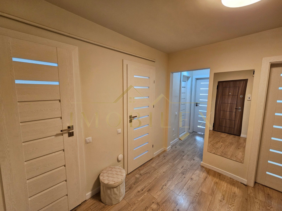 Apartament decomandat ,3 camere, 77mp, boxă, zona Manastur