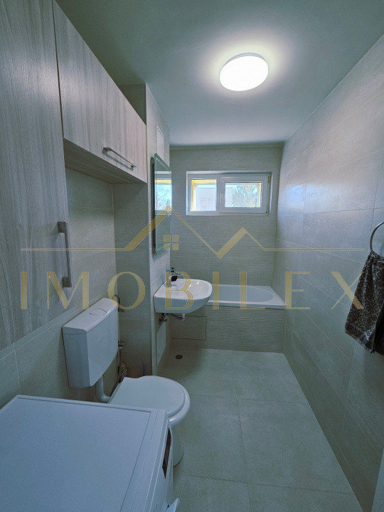 Apartament decomandat ,3 camere, 77mp, boxă, zona Manastur