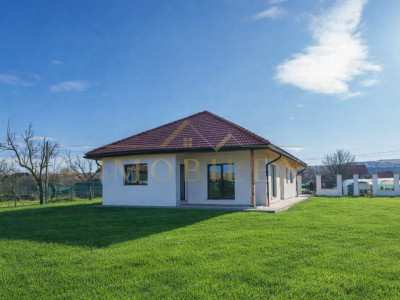 Casa individuala lângă Cluj ,teren generos