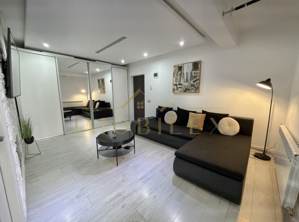 Apartament 3 camere decomandate, parcare, zona Subcetate/ Poligon 