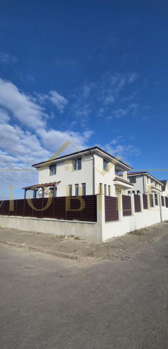 Casa individuala Dezmir compartimentare optima