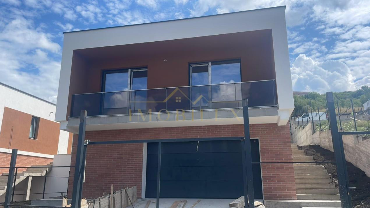 Casa individuala teren 700mp,Dezmir