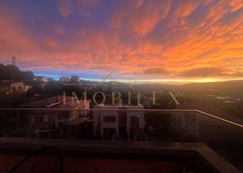 PENTHOUSE DE LUX 230 mp in Gruia ,panoramă deosebita