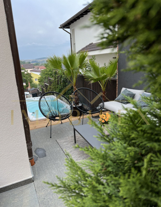 PENTHOUSE DE LUX 230 mp in Gruia ,panoramă deosebita