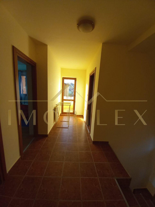 Casă individuală 5 camere, 200mp, terasa, zona Florilor