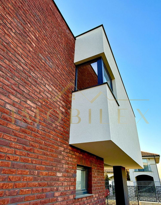 Casa individuala minimalista cu panorama