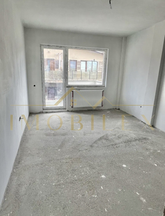 Apartament 3 camere, semifinisat, zona Stejarului