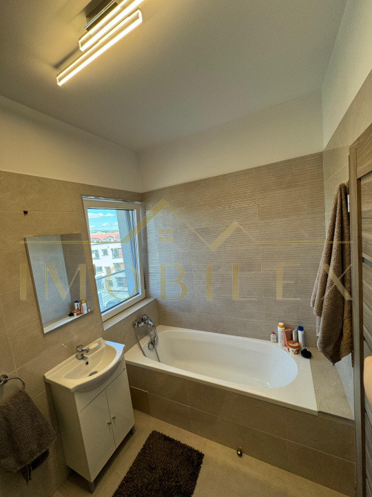 Apartament 3 camere, decomandat, zona Între Lacuri Iulius Mall