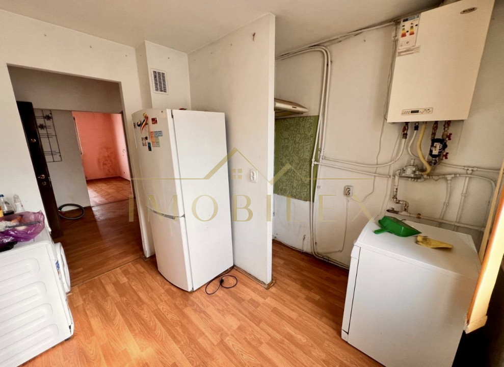 Apartament spațios 4 camere 80mp, zona Manastur Cluj