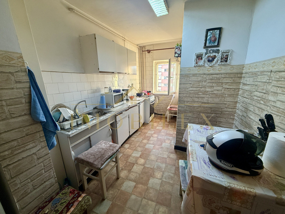 Apartament spațios 81 mp, 4 camere, zona Manastur Cluj Napoca 