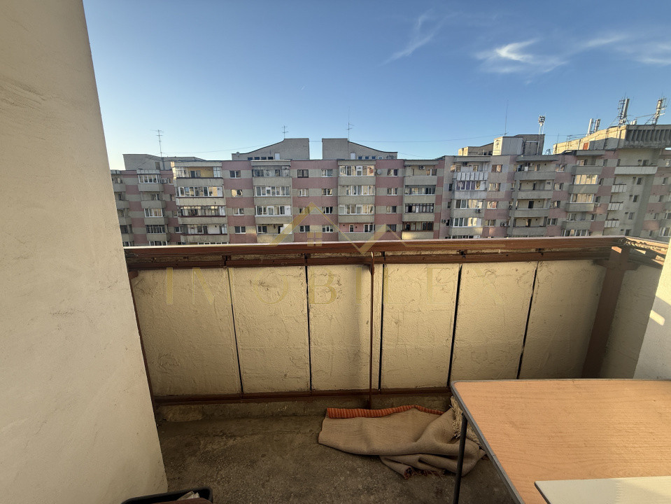Apartament spațios 81 mp, 4 camere, zona Manastur Cluj Napoca 