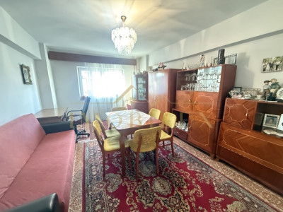 Apartament spațios 81 mp, 4 camere, zona Manastur Cluj Napoca 