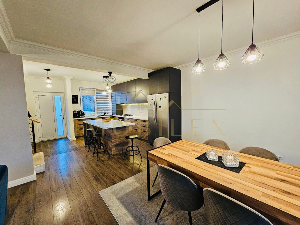 Casă tip duplex de închiriat 4 camere, moderna, zona cartier Iris