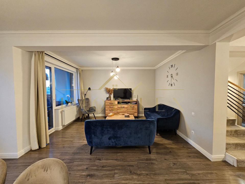 Casă tip duplex de închiriat 4 camere, moderna, zona cartier Iris