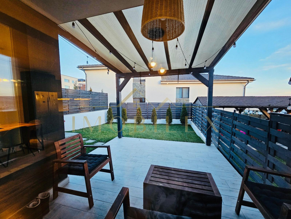 Casă tip duplex de închiriat 4 camere, moderna, zona cartier Iris