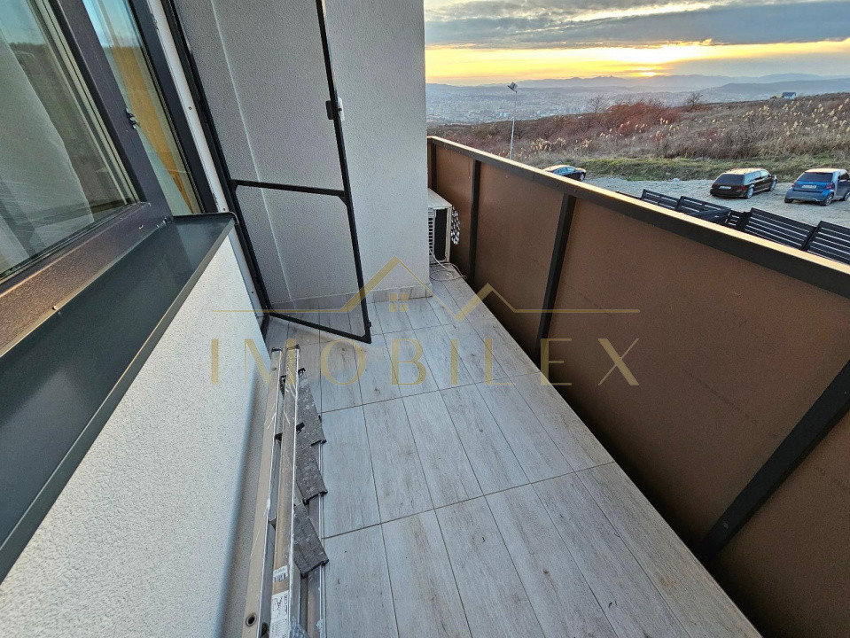 Casă tip duplex de închiriat 4 camere, moderna, zona cartier Iris