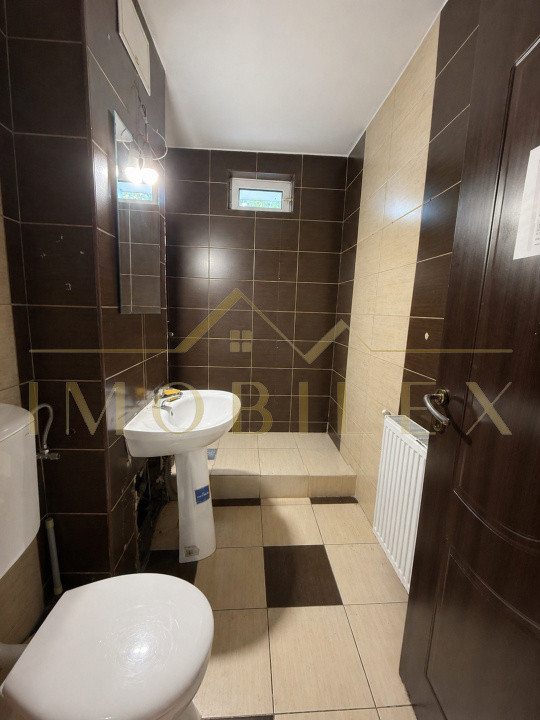 Spatiu comercial de inchiriat, vad stradal, zona Iulius Mall