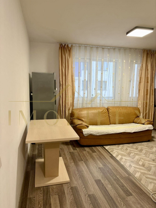 Apartament 2 camere decomandate 55mp, de închiriat, zona Vivo
