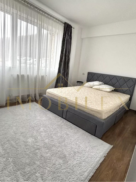 Apartament 3 camere, modern, parcare subterană, zona Vivo