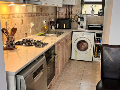Apartament 2 camere decomandate, parcare, zona Dambul Rotund/Coposu
