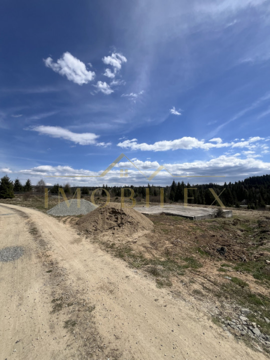 Teren intravilan de 1200 mp , in Beliș
