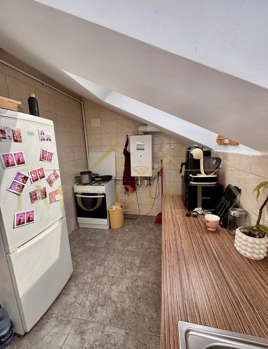 Apartament spațios 2 camere, Florilor 