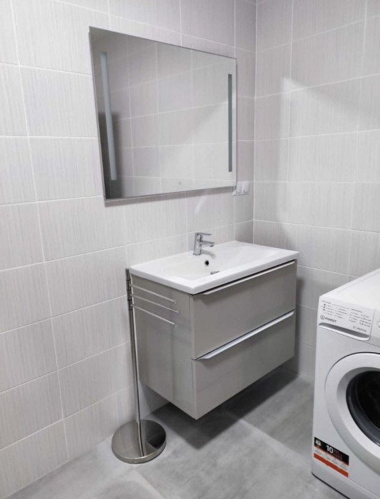 Apartament 2 camere de inchiriat, parcare, zona Stejarului 