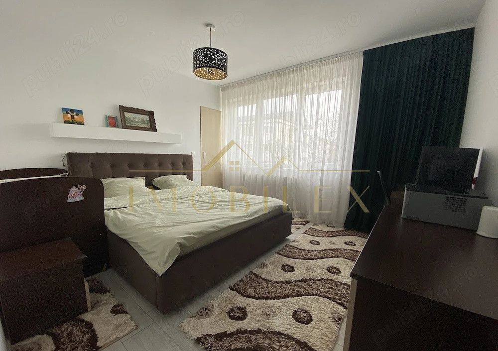 Apartament cu 3 camere acces curte privata