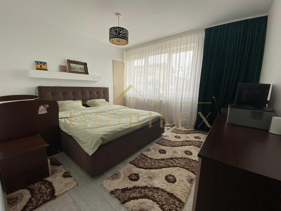 Apartament cu 3 camere acces curte privata