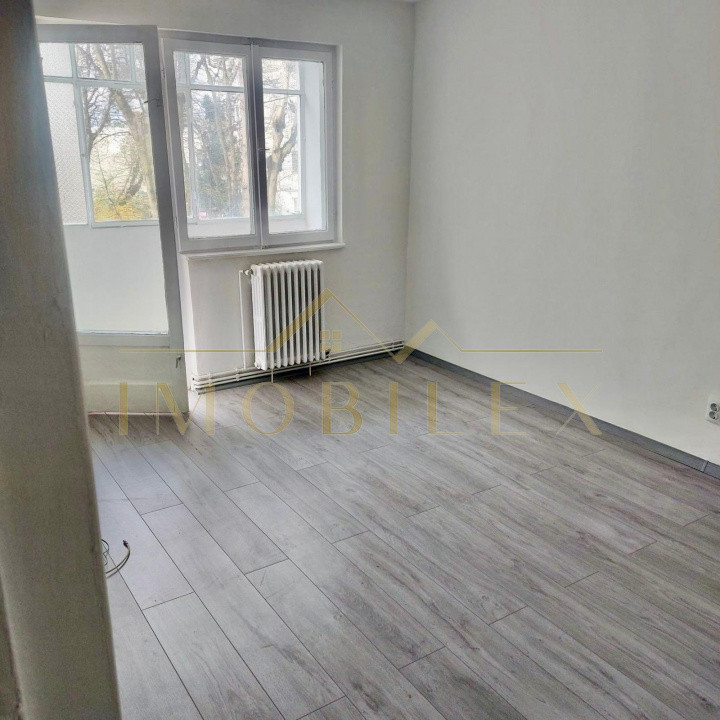 Apartament 2 camere decomandate, zona Manastur Cluj 