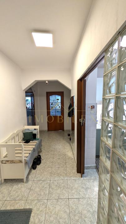 Apartament 4 camere, spațios 76mp, decomandat, zona Aurel Vlaicu