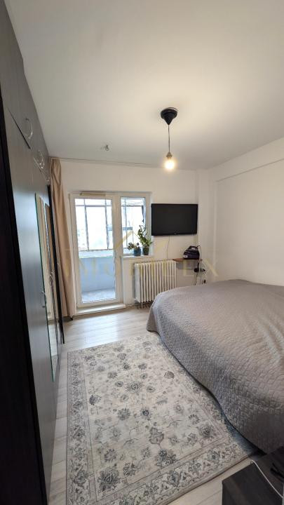 Apartament 4 camere, spațios 76mp, decomandat, zona Aurel Vlaicu