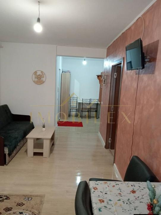 Apartament 2 camere de închiriat, parcare, zona Stejarului