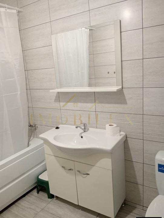 Apartament 2 camere de închiriat, parcare, zona Stejarului