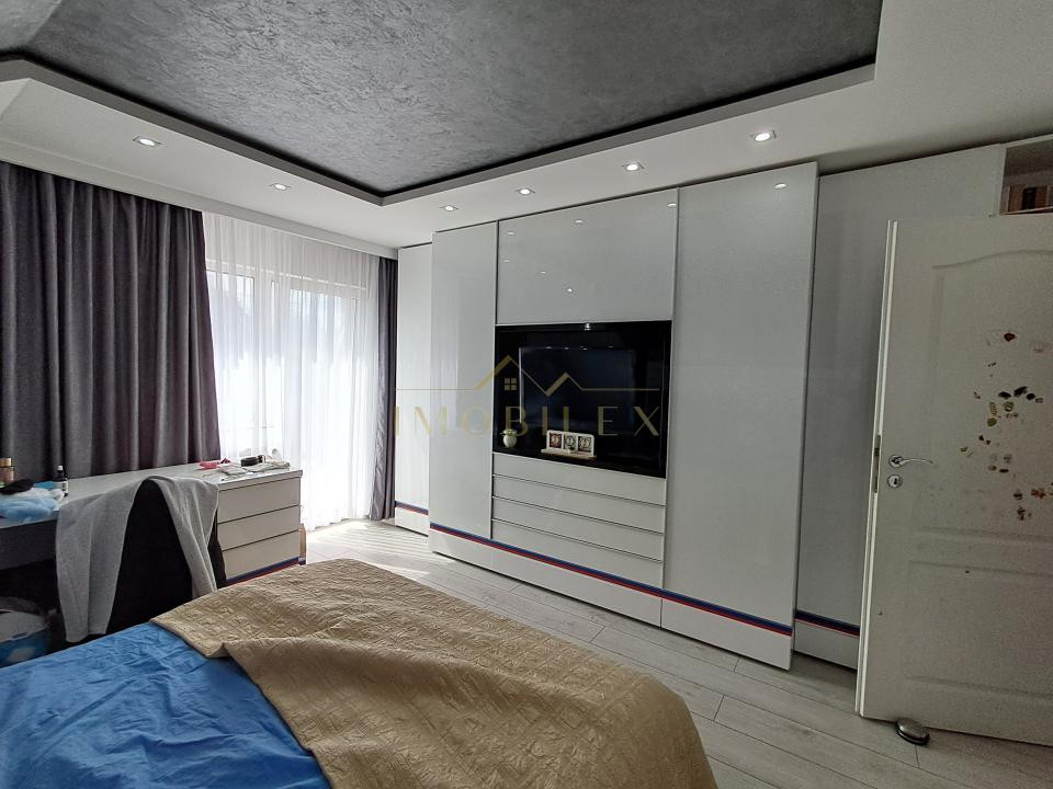 Casa individuala plus o construcție separată in Gruia