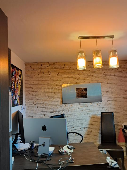 Casa individuala plus o construcție separată in Gruia