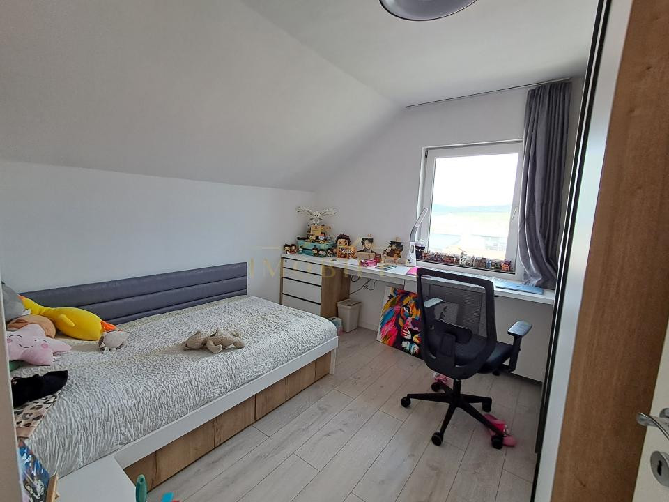 Casa individuala plus o construcție separată in Gruia