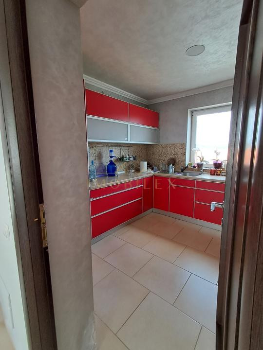 Casa individuala plus o construcție separată in Gruia