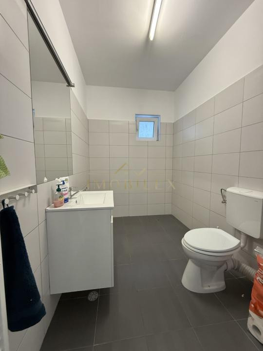 Spatiu de birouri, 110mp, 2 locuri parcare, zona Intre Lacuri/Iulius