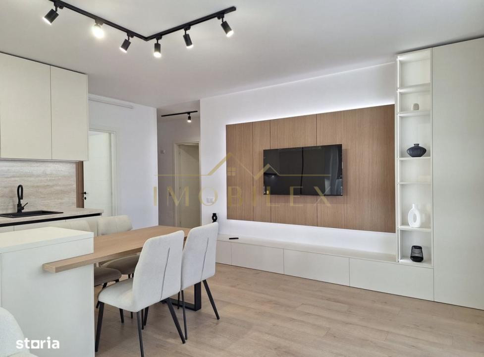 Apartament 3 camere, mobilat nou, terasă 25mp, zona Eroilor