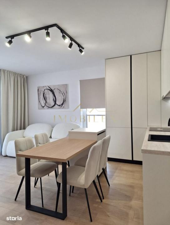 Apartament 3 camere, mobilat nou, terasă 25mp, zona Eroilor