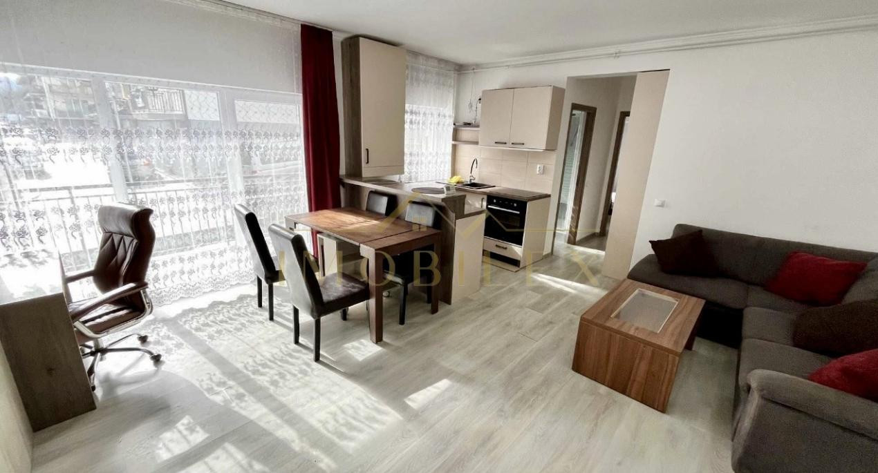 Apartament 2 camere, mobilat, zona Vivo 