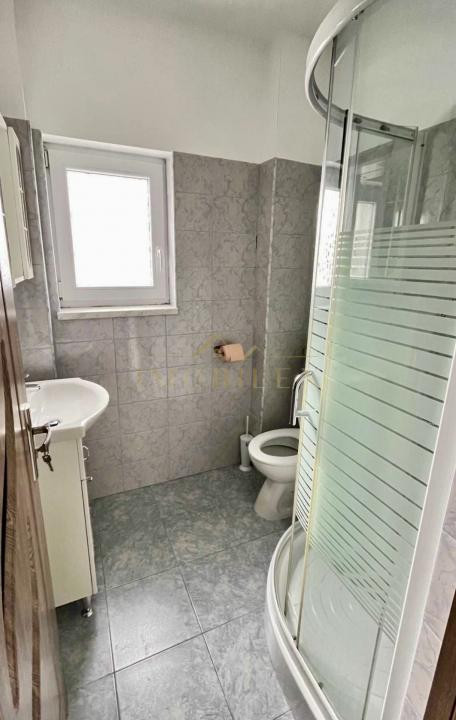 Apartament 2 camere, mobilat, zona Vivo 