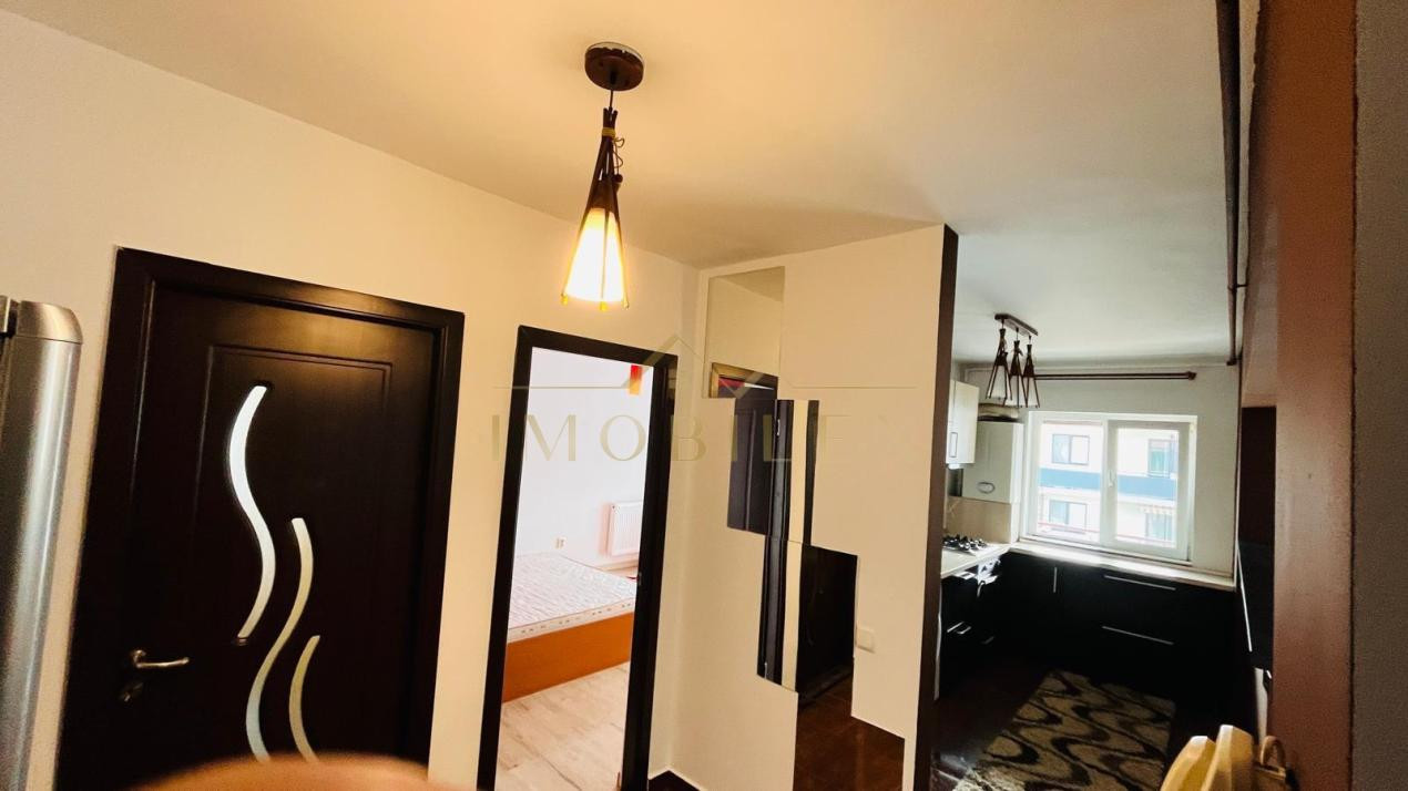 Apartament 2 camere,  mobilat, zona Terra/Sesul de Sus