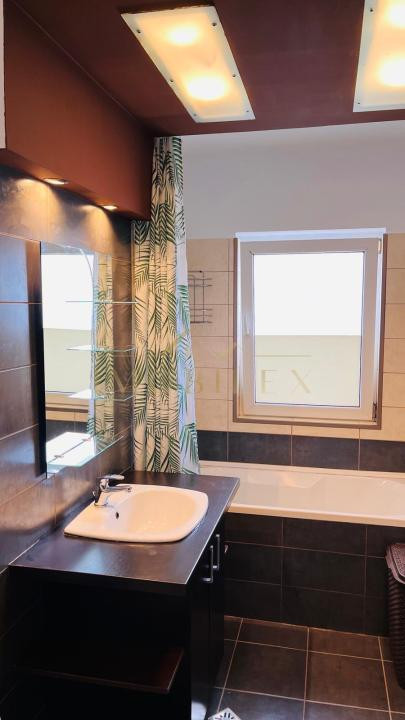 Apartament 2 camere,  mobilat, zona Terra/Sesul de Sus