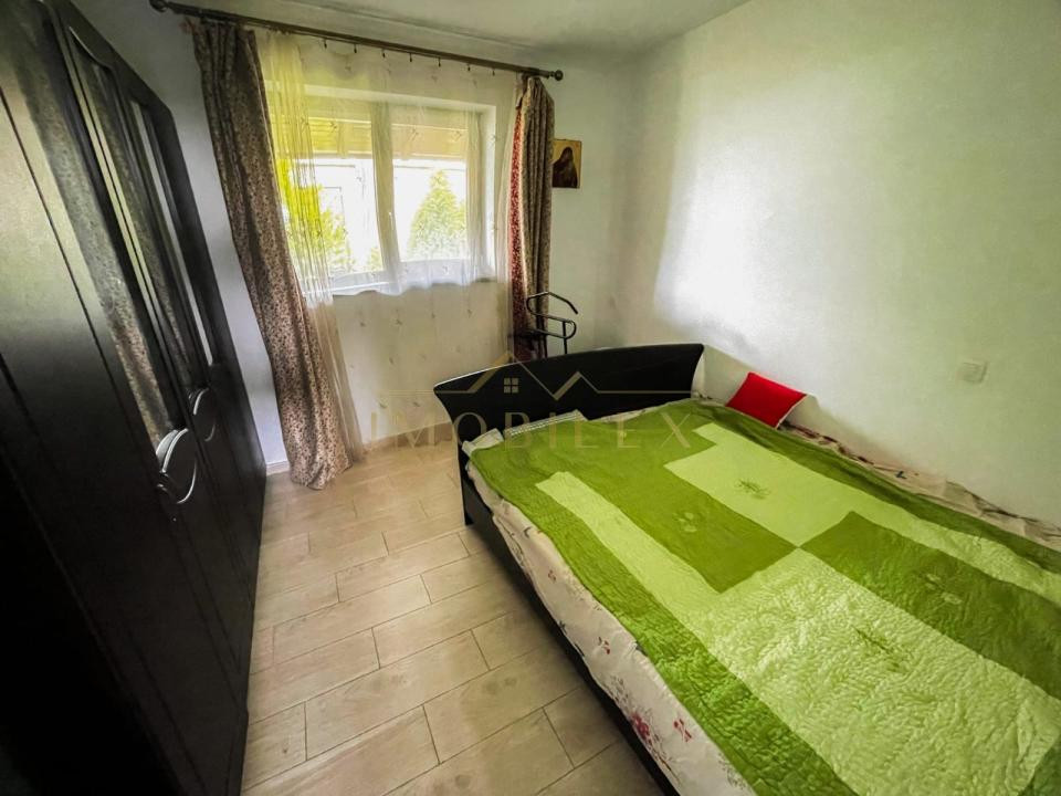 Casă individuală 211mp, teren 445 mp, zona Vivo 